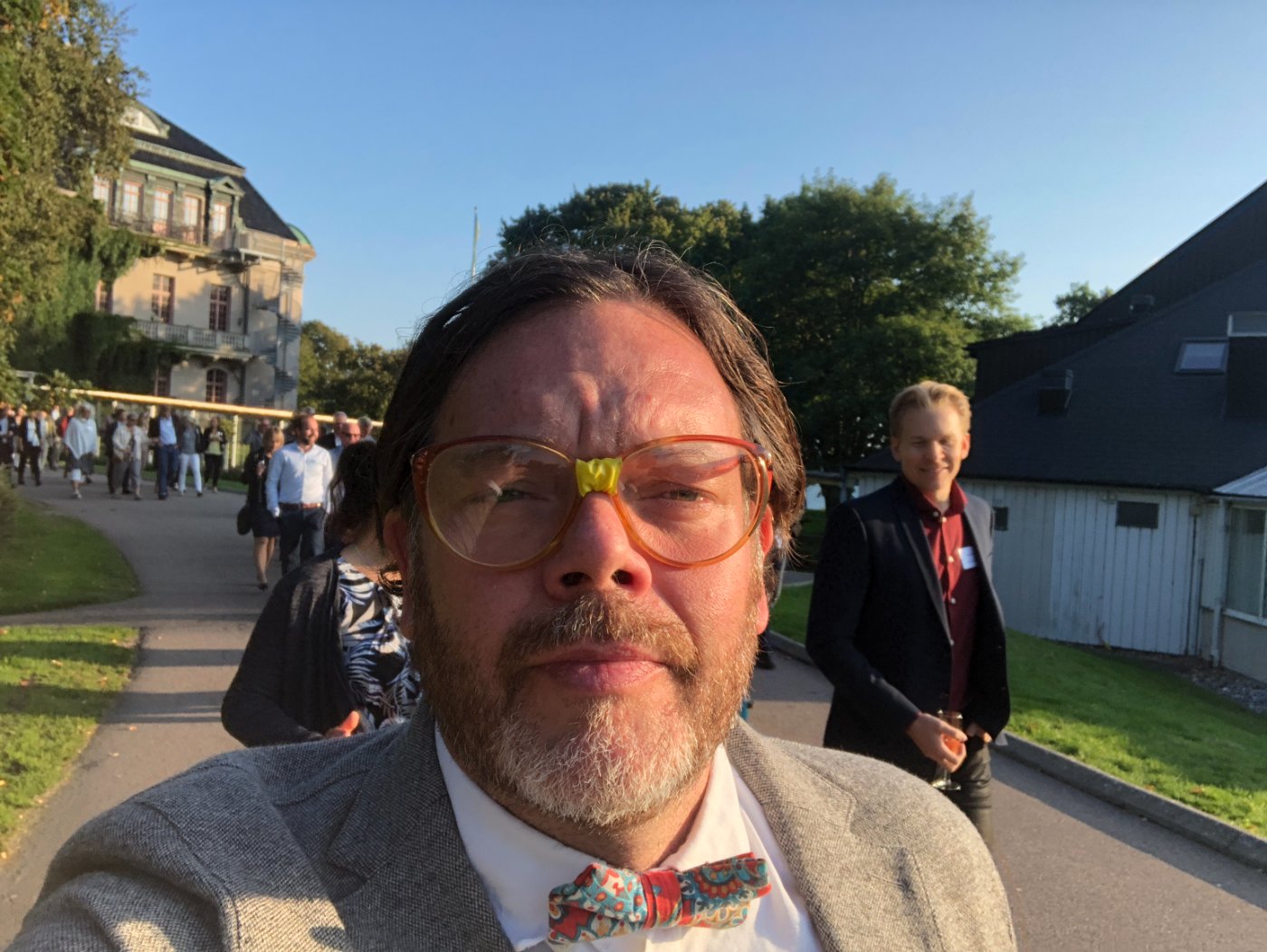 Dinner comedy för HSB – kärleken i en KinaModul
