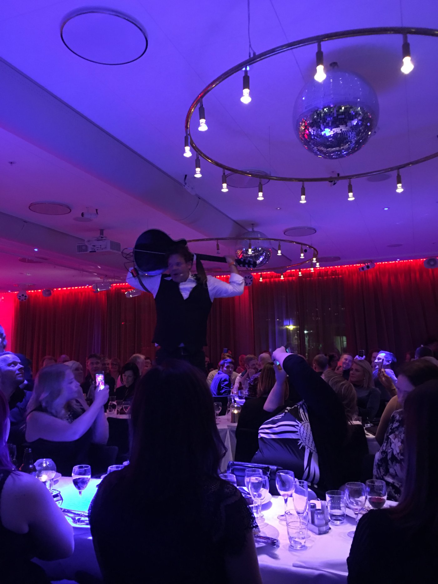 Dinner comedy för Boliden Aitik – Mullvadsdikt