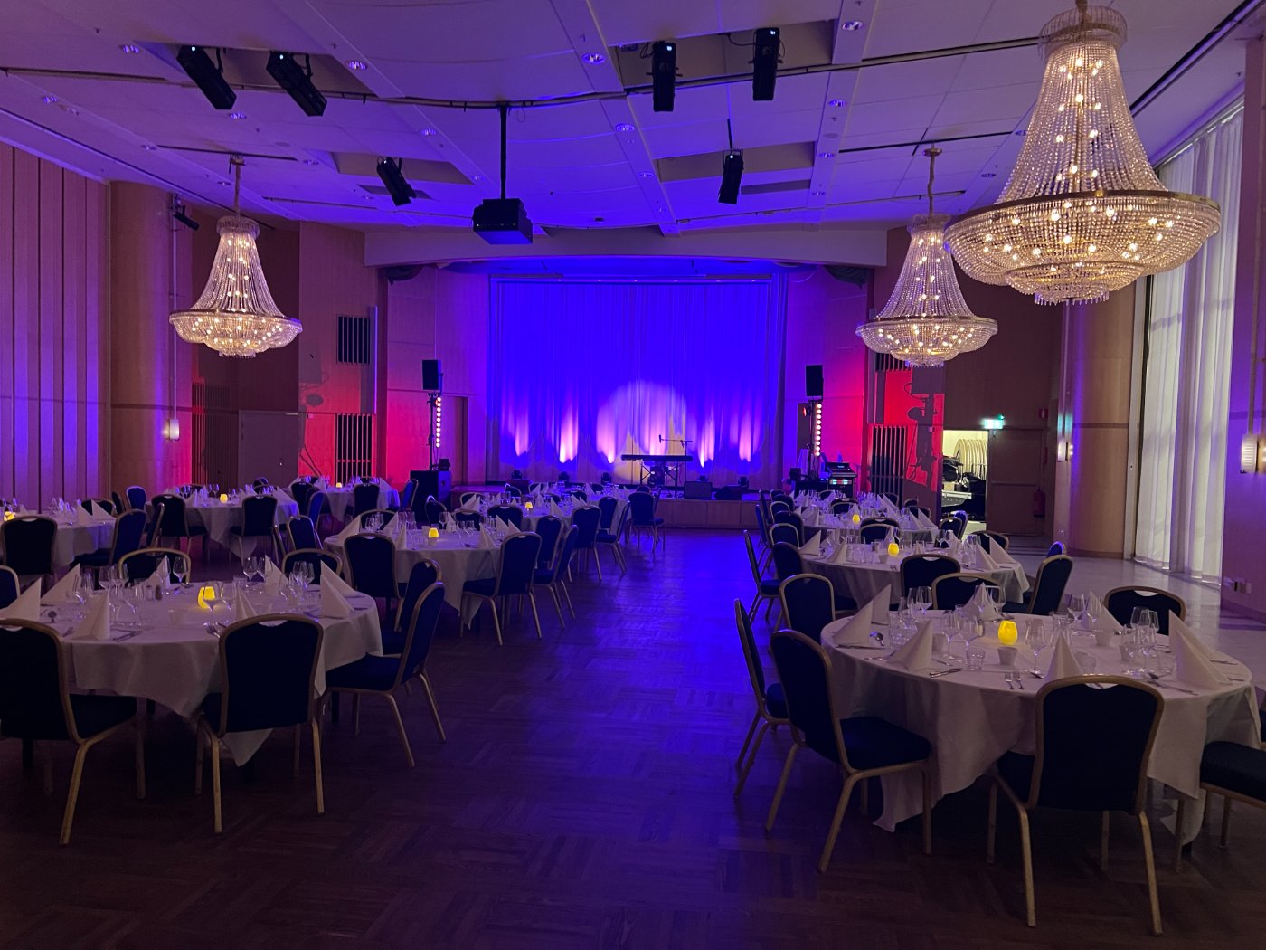 Dinner comedy på Guldsmedsmässan – allt är inte guld som glimmar